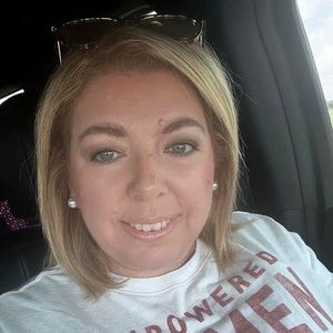 Meet your Posher, Kimberly